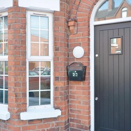 Queens Quarter Townhouse 2 Belfast Exterior photo