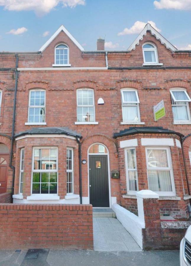 Queens Quarter Townhouse 2 Belfast Exterior photo