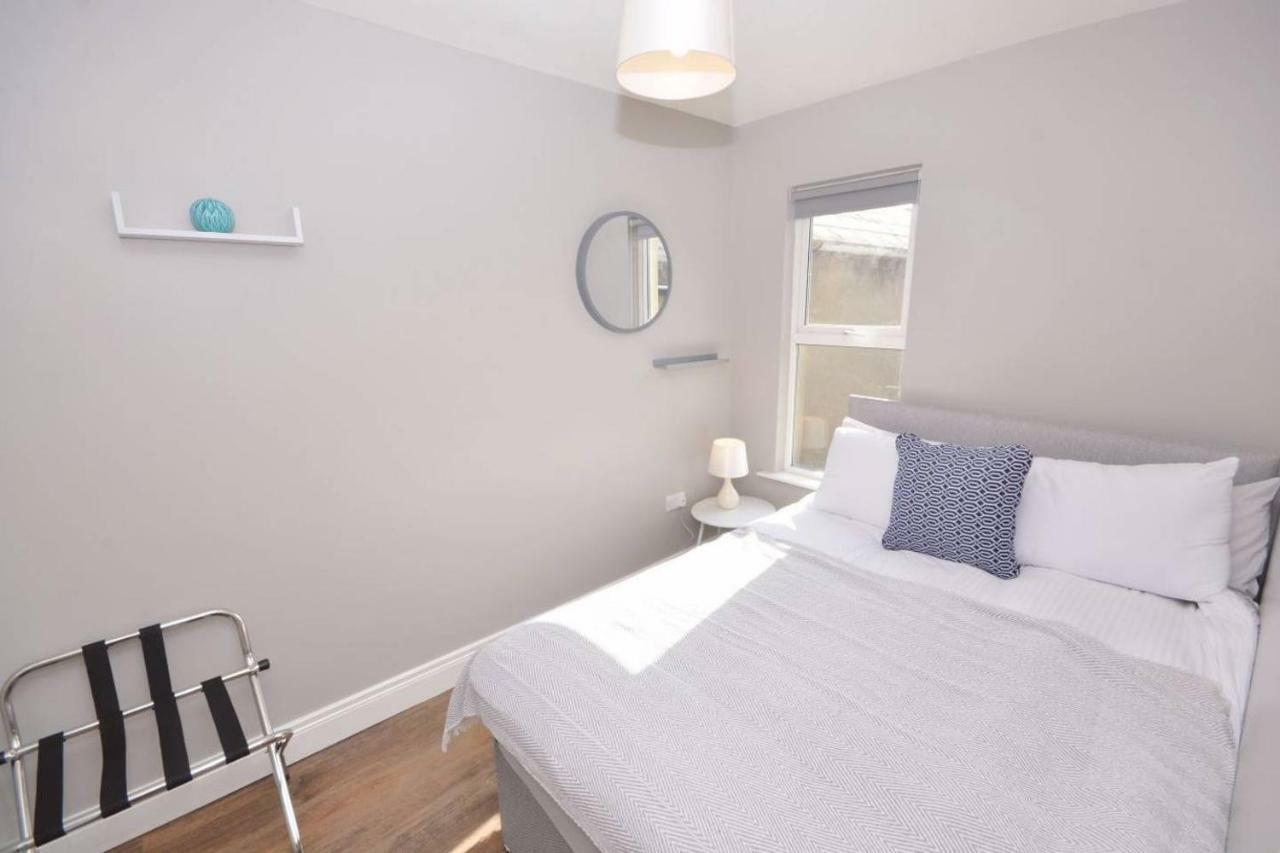 Queens Quarter Townhouse 2 Belfast Exterior photo