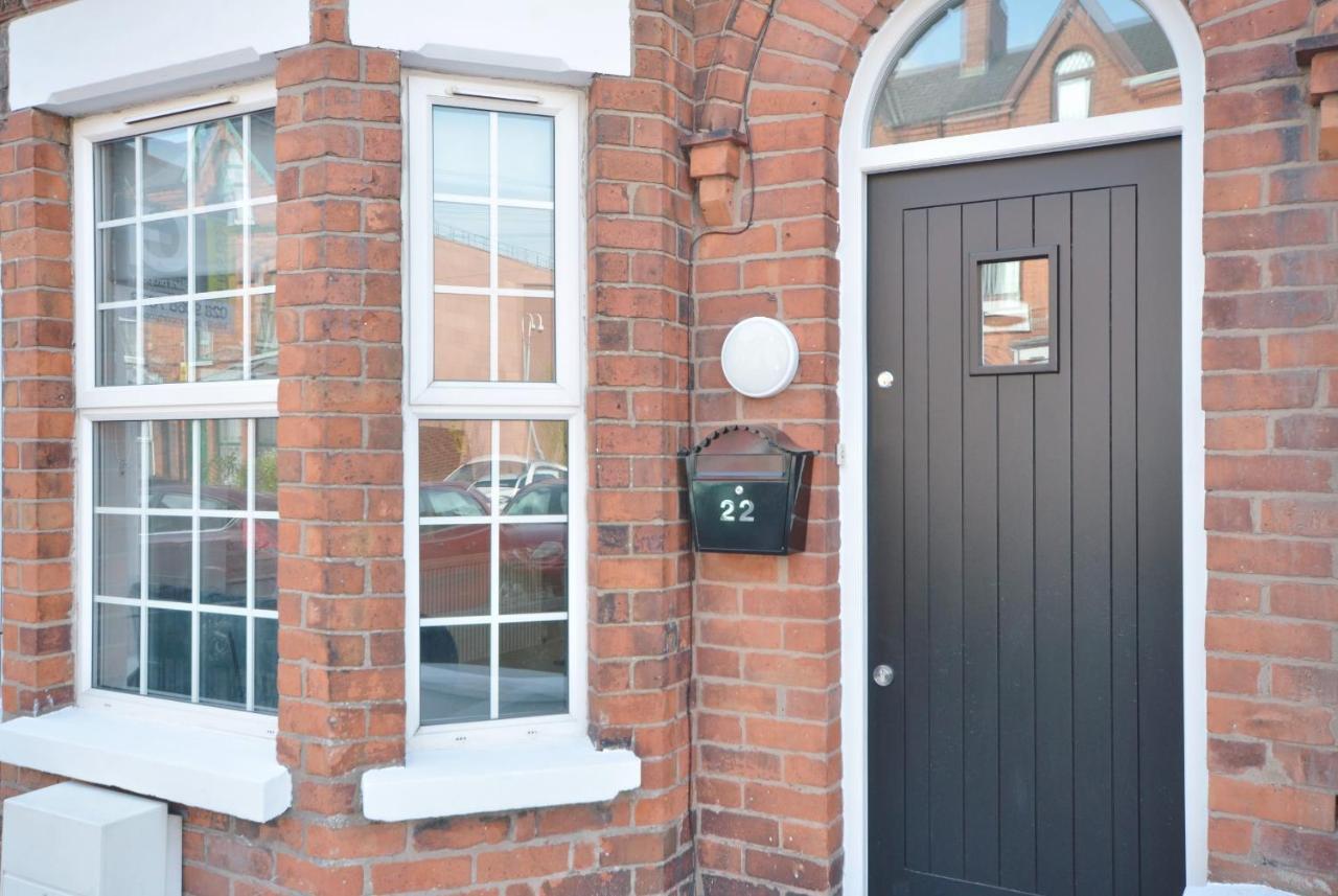 Queens Quarter Townhouse 2 Belfast Exterior photo